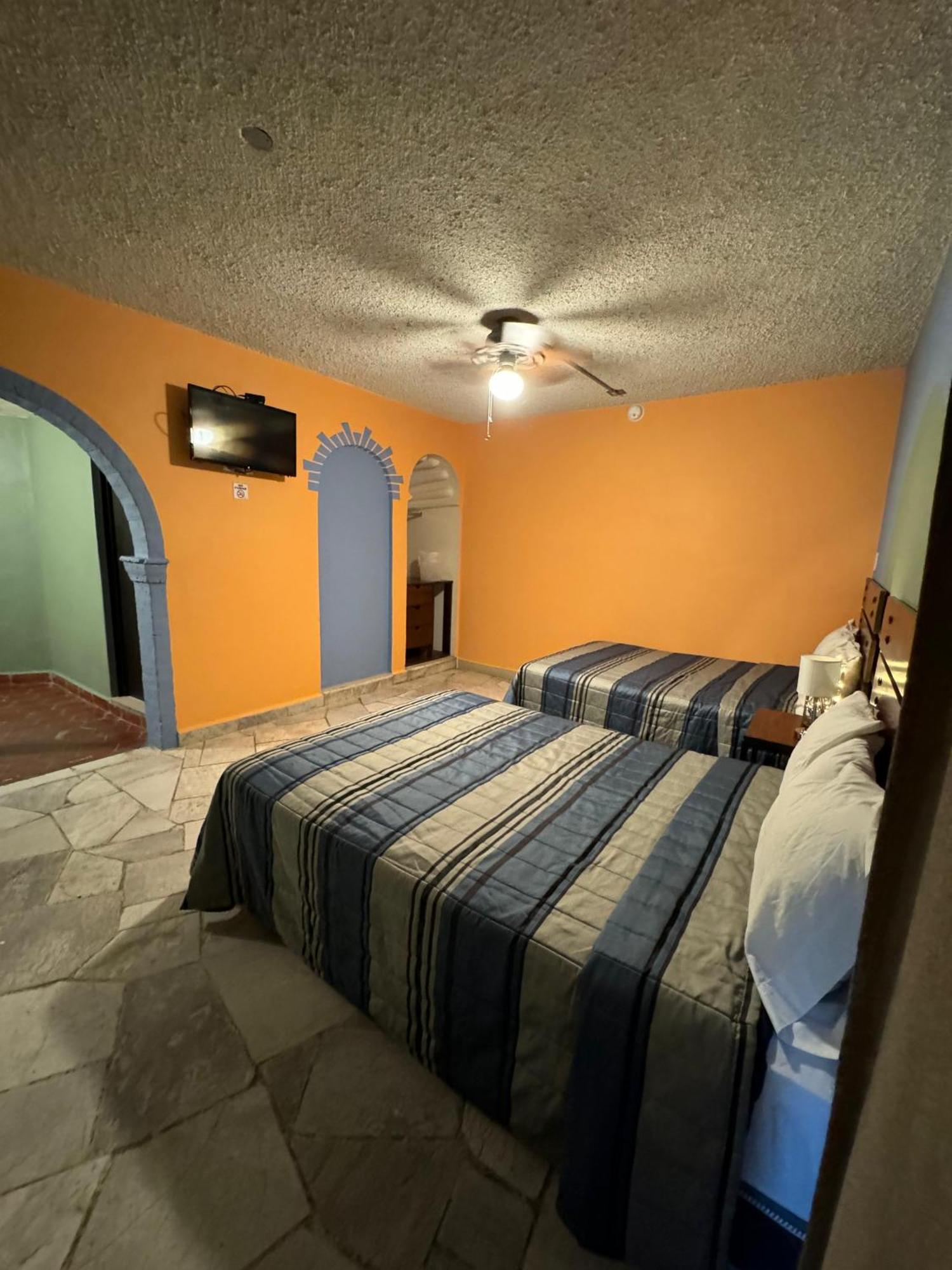 Hotel Camino De Allende San Miguel de Allende Ngoại thất bức ảnh